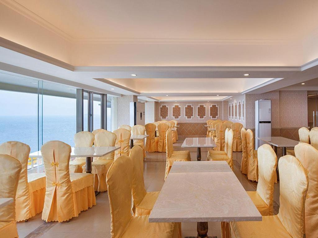 Vienna Classic Hotel Guangdong Yangxi Moon Bay Kültér fotó