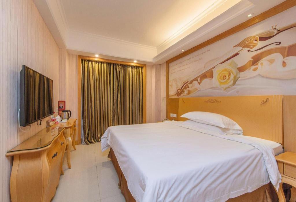 Vienna Classic Hotel Guangdong Yangxi Moon Bay Kültér fotó