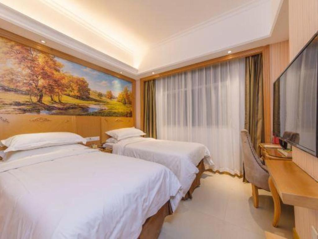 Vienna Classic Hotel Guangdong Yangxi Moon Bay Kültér fotó
