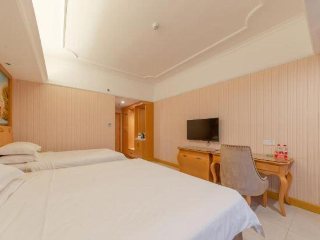 Vienna Classic Hotel Guangdong Yangxi Moon Bay Kültér fotó