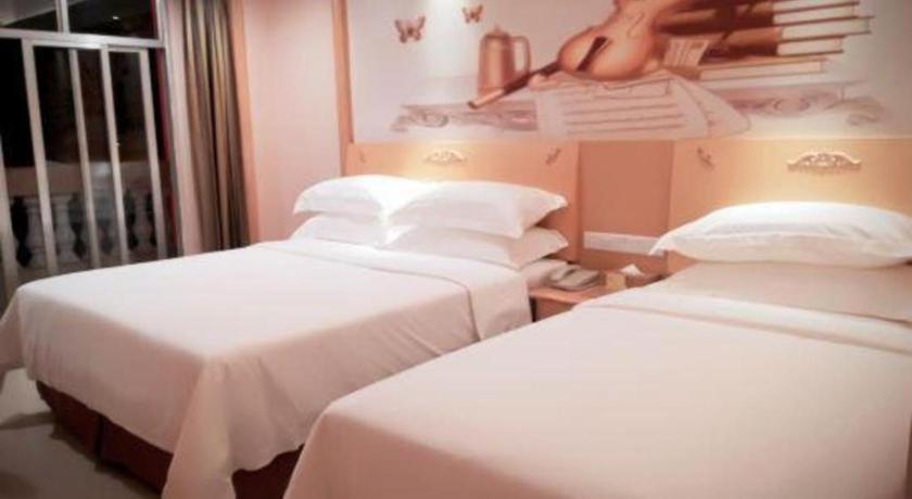 Vienna Classic Hotel Guangdong Yangxi Moon Bay Kültér fotó